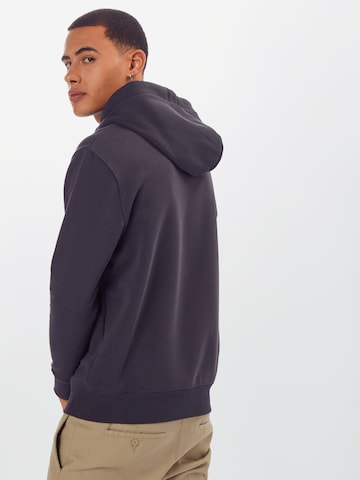 ALPHA INDUSTRIES Sweatshirt in Grijs