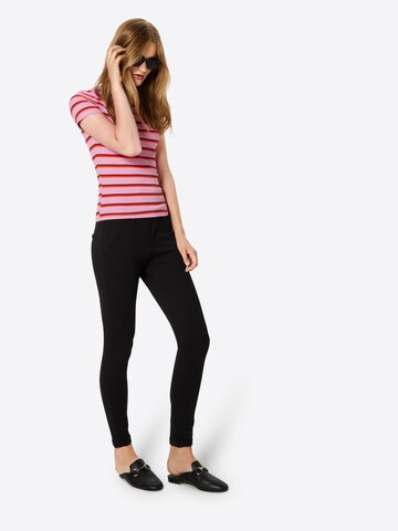 SISTERS POINT Slim fit Trousers in Black