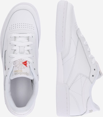 Reebok Trampki niskie 'CLUB C 85' w kolorze biały