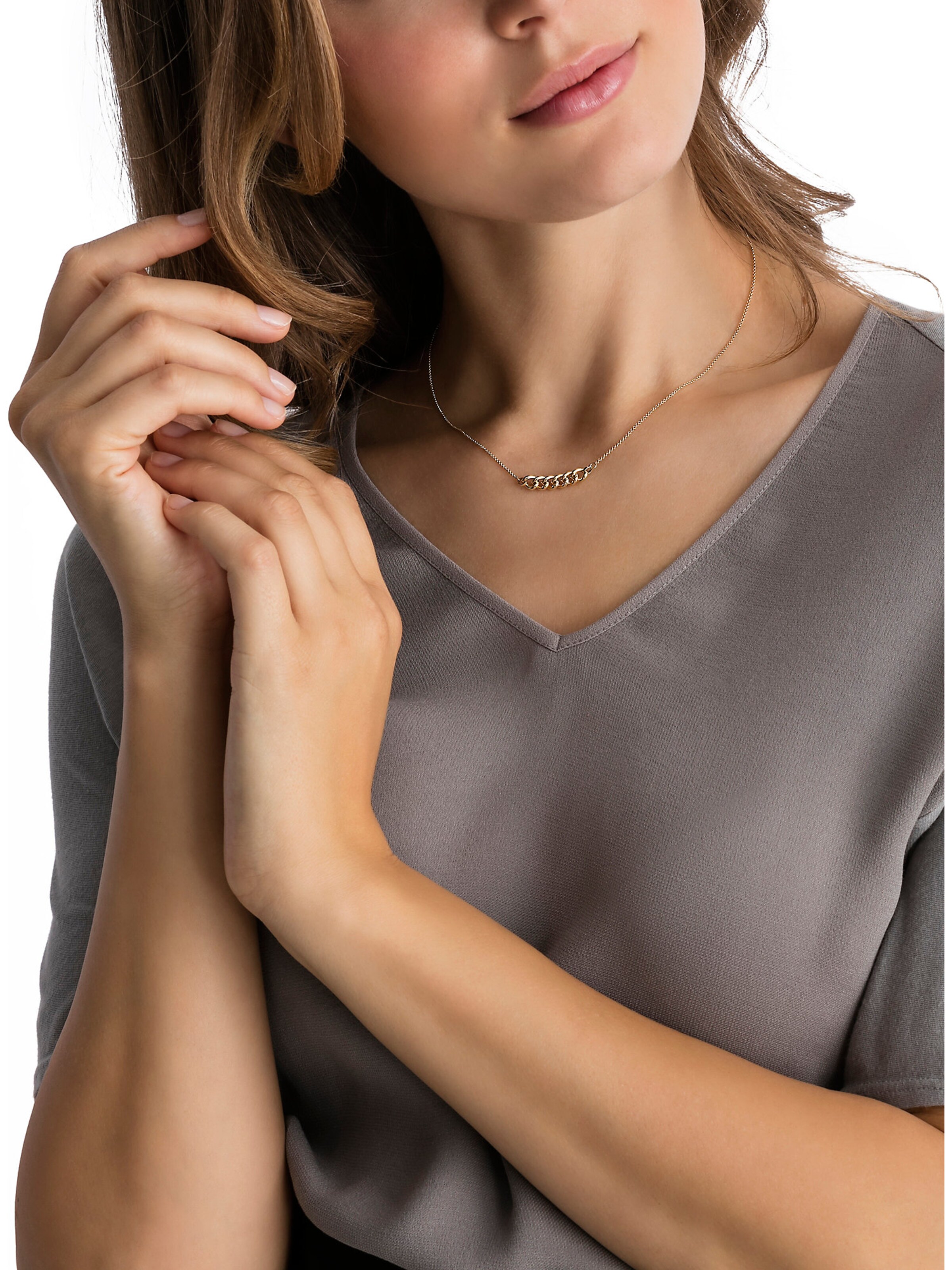 CHRIST Necklace in Gold