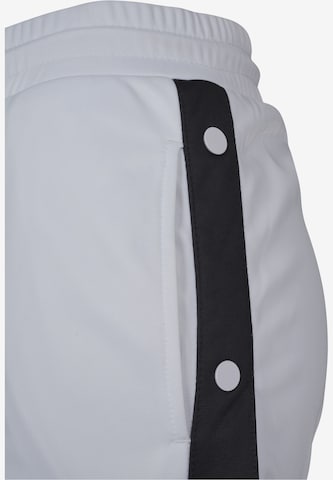 Urban Classics Normalny krój Spodnie w kolorze biały