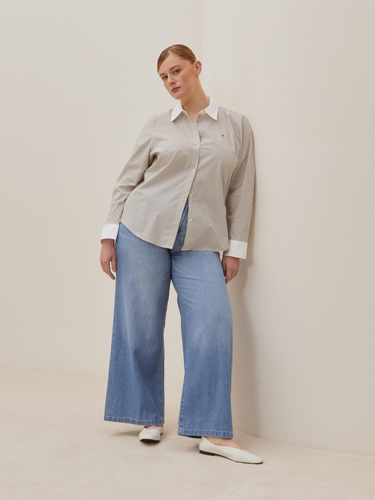 Jasmine - Striped Shirt and Jeans Look