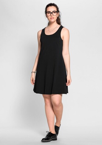 SHEEGO - Vestido en negro