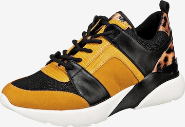 LA STRADA Sneakers in Yellow: front