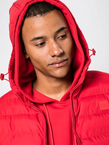 Giacca invernale 'BASIC BUBBLE' di Urban Classics in rosso