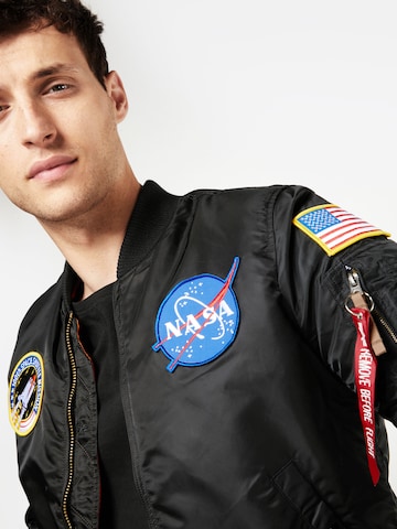 juoda ALPHA INDUSTRIES Demisezoninė striukė 'Nasa'