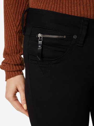 Gang Skinny Jeans '94Nikita' in Schwarz
