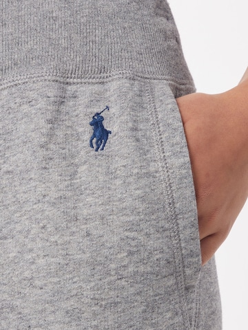 Polo Ralph Lauren Tapered Παντελόνι 'PO SWEATPANT-ANKLE PANT' σε γκρι