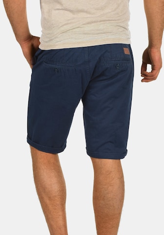 BLEND Regular Chinoshorts 'Sasuke' in Blau