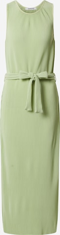 GLAMOROUS - Vestido 'PISTACHIO PLISSE' en verde: frente