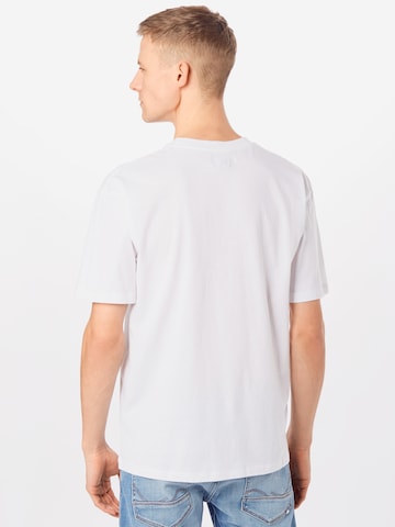 Coupe regular T-Shirt 'Katakana Embroidery' EDWIN en blanc