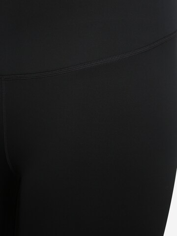 NIKE Skinny Sporthose in Schwarz