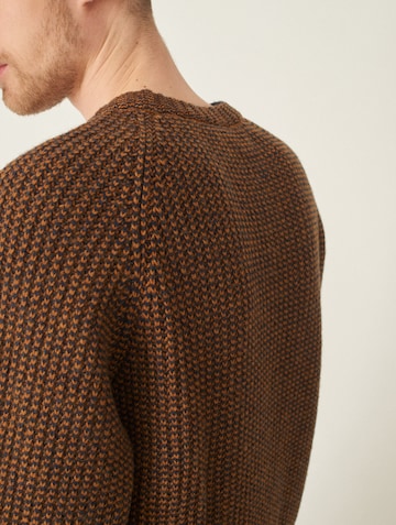 Cleptomanicx Pullover in Braun