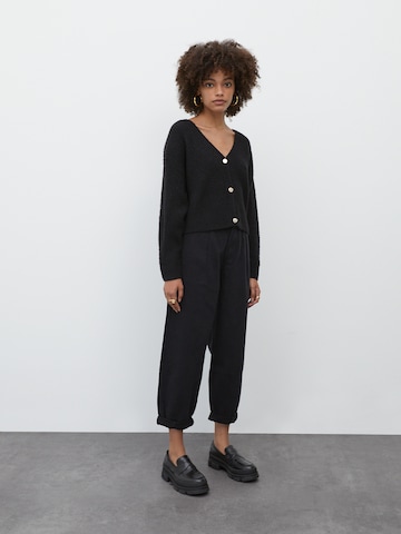 EDITED Knit cardigan 'Ronja' in Black