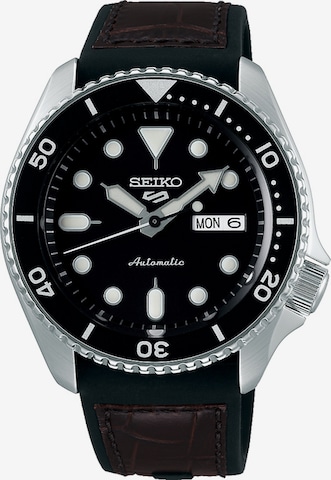 SEIKO Analog Watch in Black: front