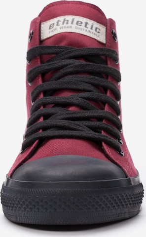 Ethletic Sneaker in Rot