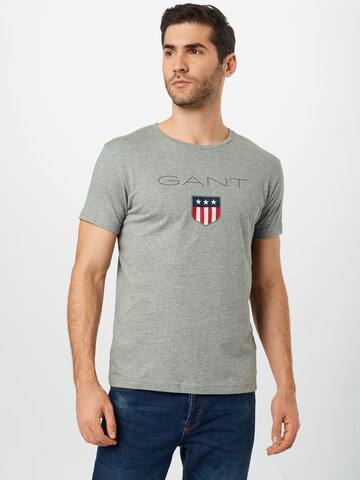 GANT T-Shirt in Grau: predná strana