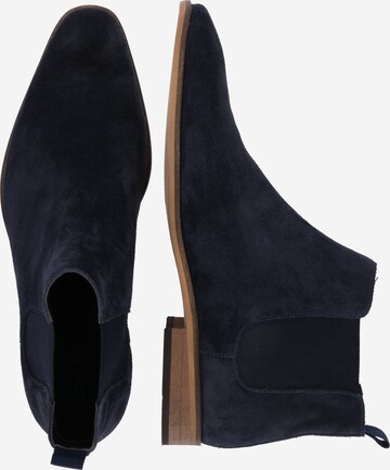 Chelsea Boots 'Jannik' ABOUT YOU en bleu : sur le côté