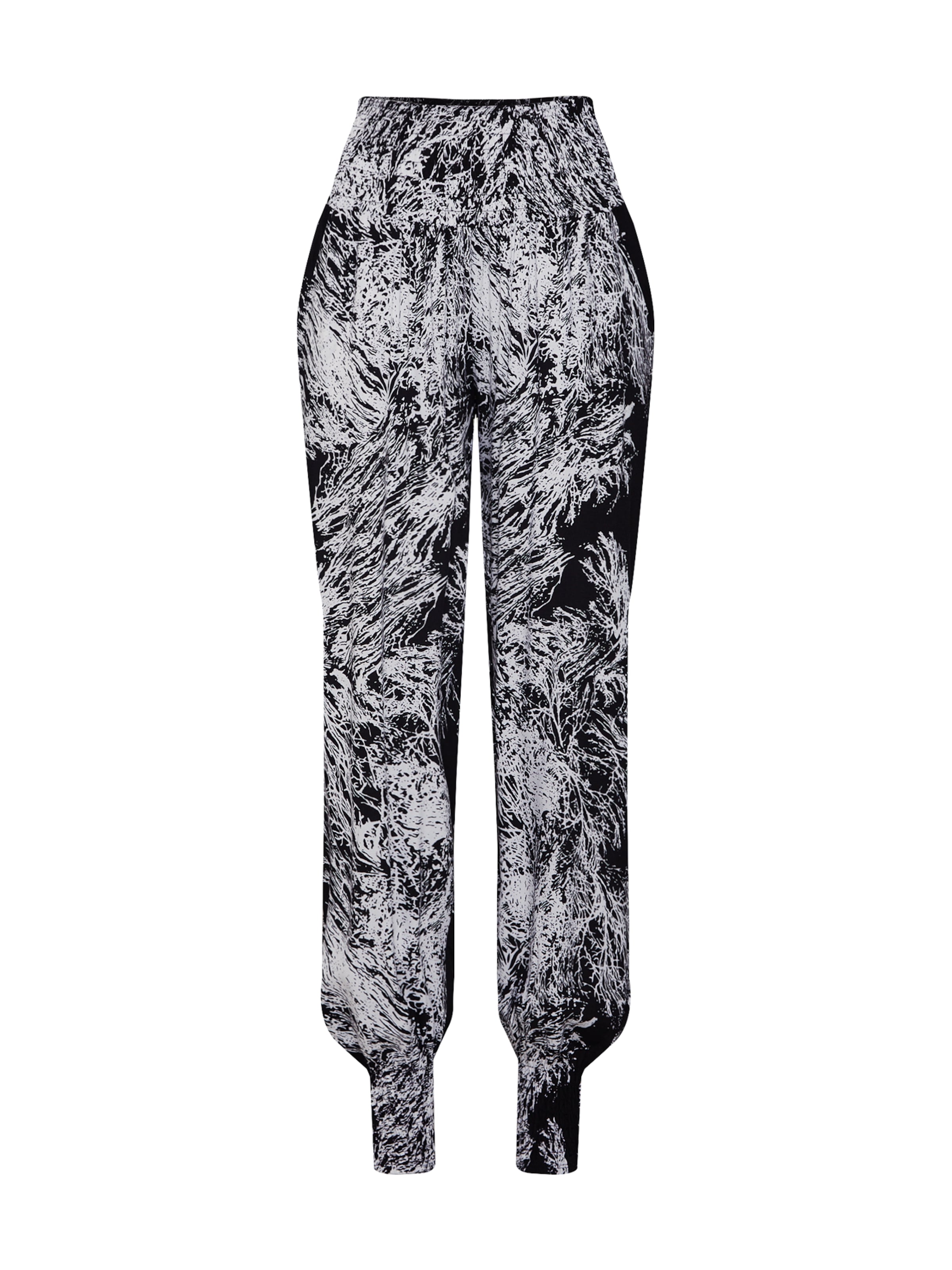 Pantaloni de la Urban Classics pe mai multe culori: față