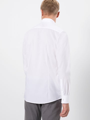 OLYMP - Ajuste estrecho Camisa de negocios en blanco