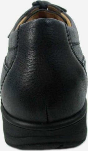 Ganter Lace-Up Shoes in Black