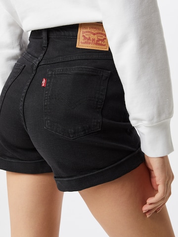 LEVI'S ® Avar lõige Teksapüksid 'Mom A Line Shorts', värv must