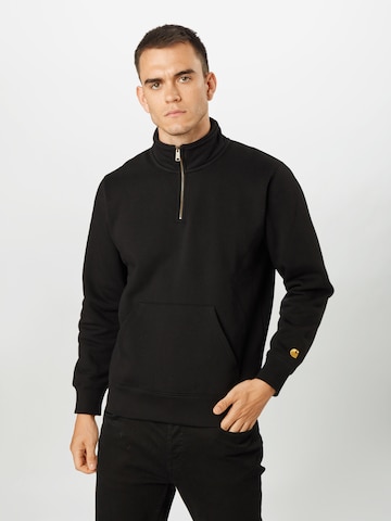 Carhartt WIP Regular fit Sweatshirt 'Chase' in Zwart: voorkant