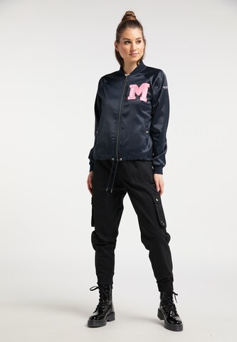 MYMO Between-Season Jacket in Blue: front