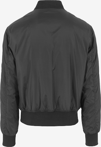 Urban Classics Jacke in Schwarz