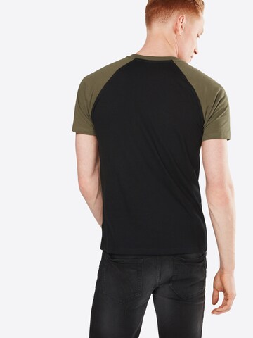 Urban Classics Shirt in Black: back