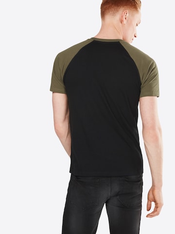 Urban Classics - Camiseta en negro: atrás