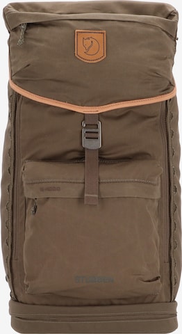 Fjällräven Sports Backpack in Green: front