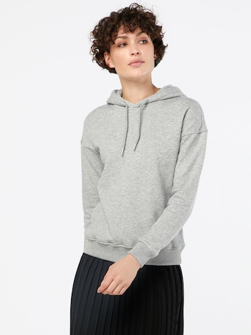 Urban Classics Sweatshirt in Grijs: voorkant