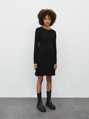 EDITED Dress 'Katrin' in Black