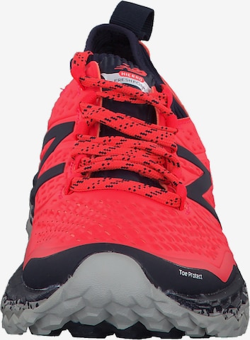 new balance Loopschoen 'Fresh Foam Hierro v3' in Rood