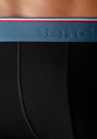 BENCH Boxershorts in Schwarz