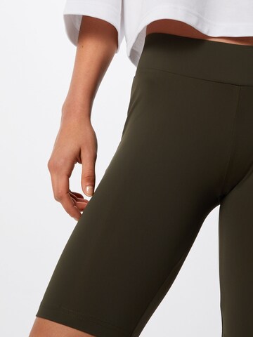 Urban Classics - Skinny Leggings em verde