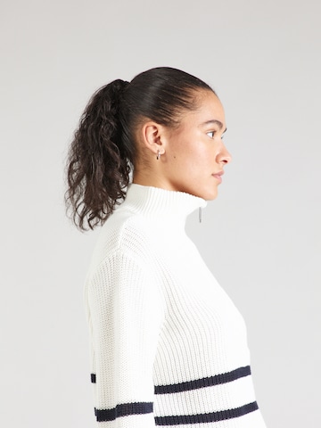 PULZ Jeans Sweater 'PALMA' in White