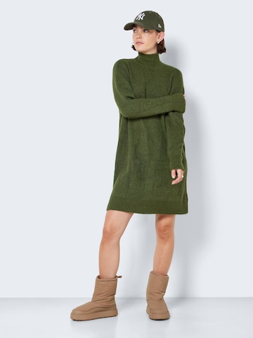 Noisy may Knitted dress in Green: front