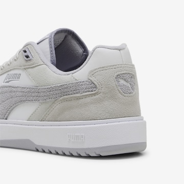 Baskets basses PUMA en gris