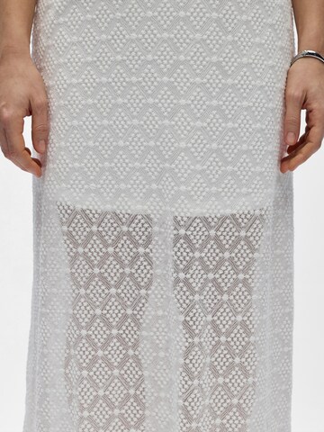 Jupe 'OBJChatlene' OBJECT en blanc