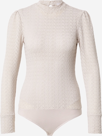 Tricou body 'Clara' de la ABOUT YOU pe alb: față