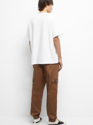 Pull&Bear Tapered Cargo trousers in Brown