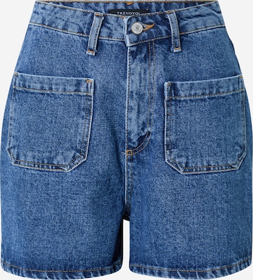 Trendyol Shorts in Blau: predná strana