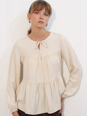 Bigdart - Blusa em branco: frente
