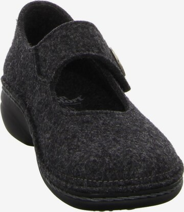 Finn Comfort Slippers in Grey