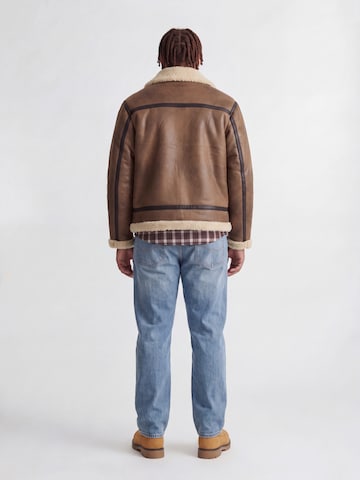 Veste mi-saison 'JORNORREBRO' Jack & Jones Plus en marron