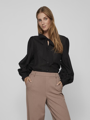 VILA - Blusa 'Adra' en negro: frente