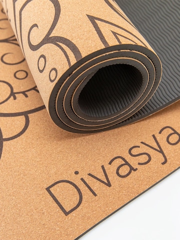 Divasya Mat 'Mandala' in Brown