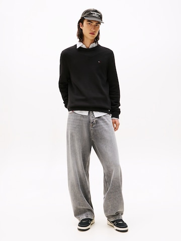 Tommy Jeans Свитер 'ESS' в Черный